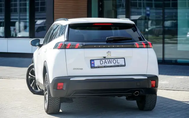 PEUGEOT 2008 BlueHDi 130 EAT8 Allure Pack