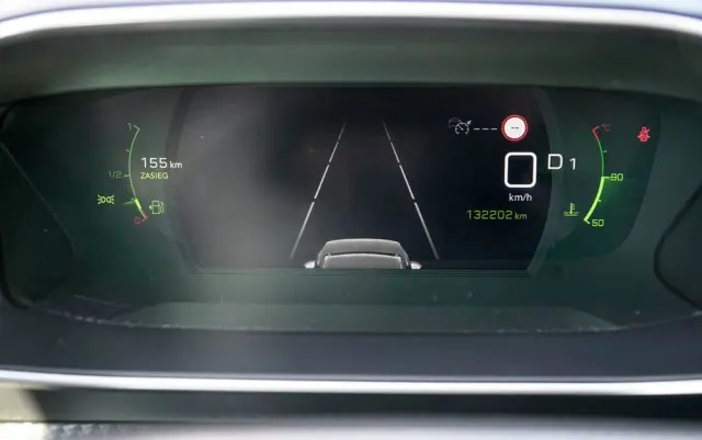 PEUGEOT 2008 BlueHDi 130 EAT8 Allure Pack