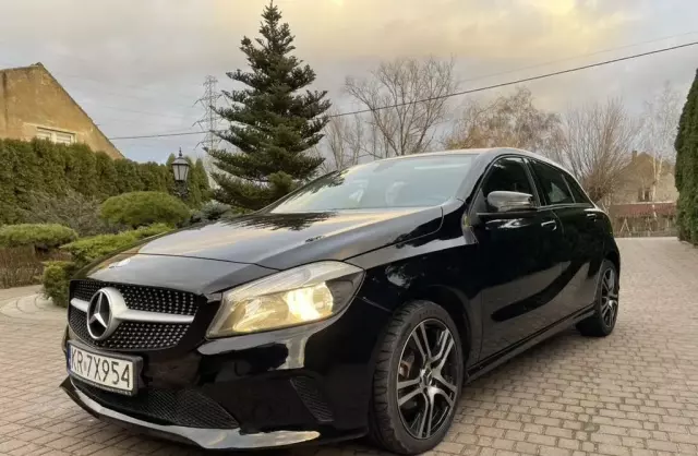 MERCEDES-BENZ Klasa A A 160 CDI (90 KM)