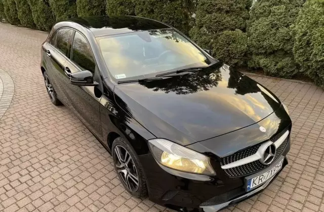 MERCEDES-BENZ Klasa A A 160 CDI (90 KM)