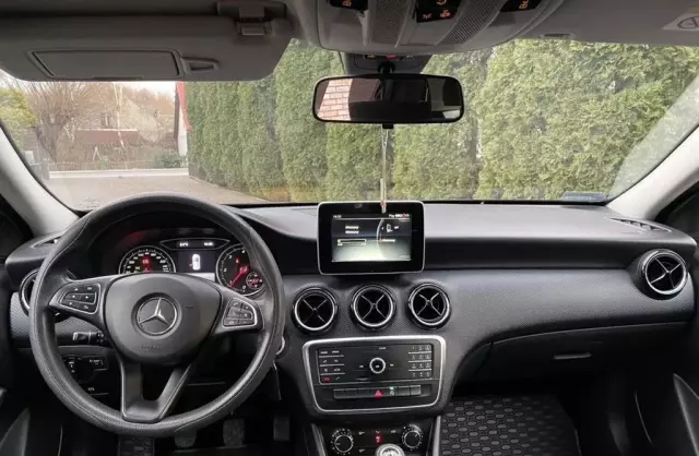 MERCEDES-BENZ Klasa A A 160 CDI (90 KM)