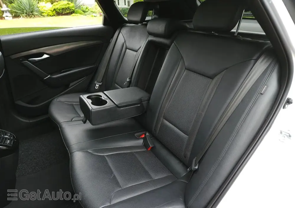 HYUNDAI I40 1.7 CRDi BlueDrive Premium DCT