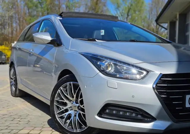 HYUNDAI I40 1.7 CRDi BlueDrive Premium DCT