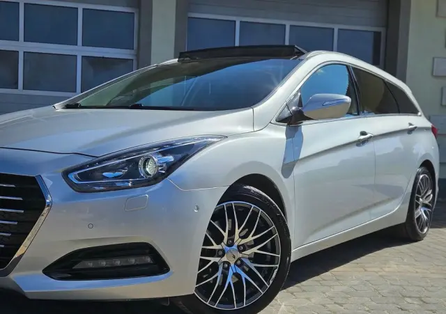 HYUNDAI I40 1.7 CRDi BlueDrive Premium DCT