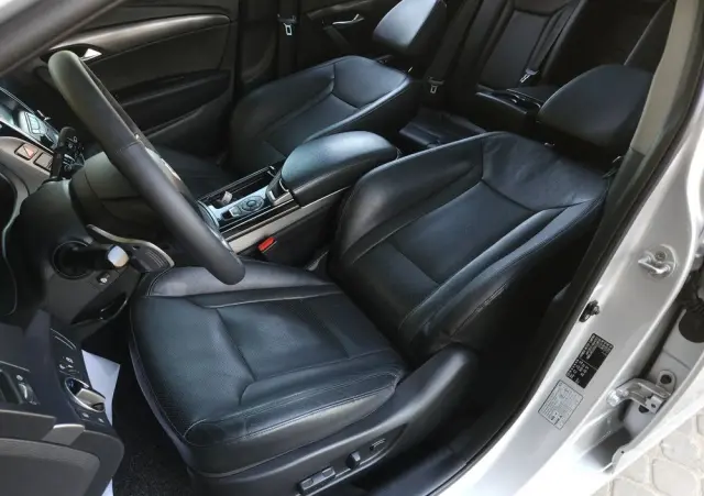 HYUNDAI I40 1.7 CRDi BlueDrive Premium DCT