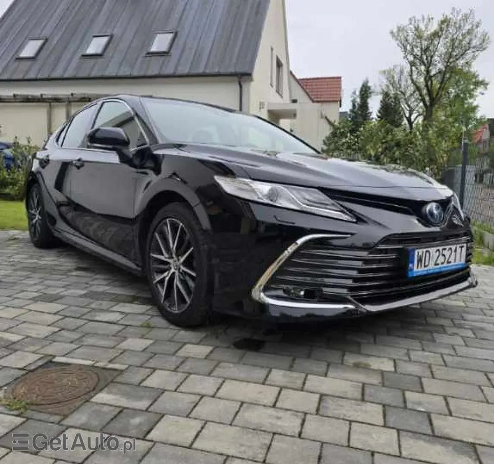 TOYOTA Camry 2.5 Hybrid Executive CVT
