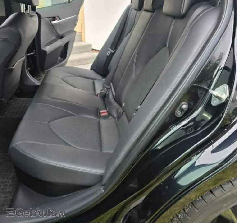 TOYOTA Camry 2.5 Hybrid Executive CVT