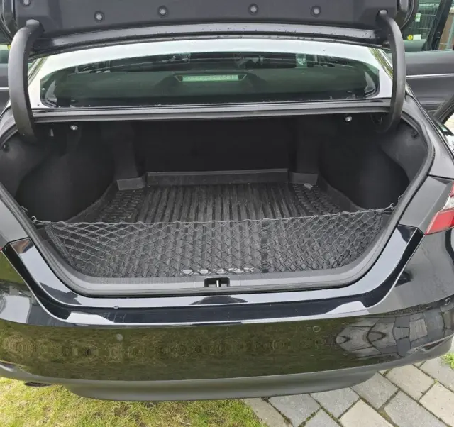 TOYOTA Camry 2.5 Hybrid Executive CVT