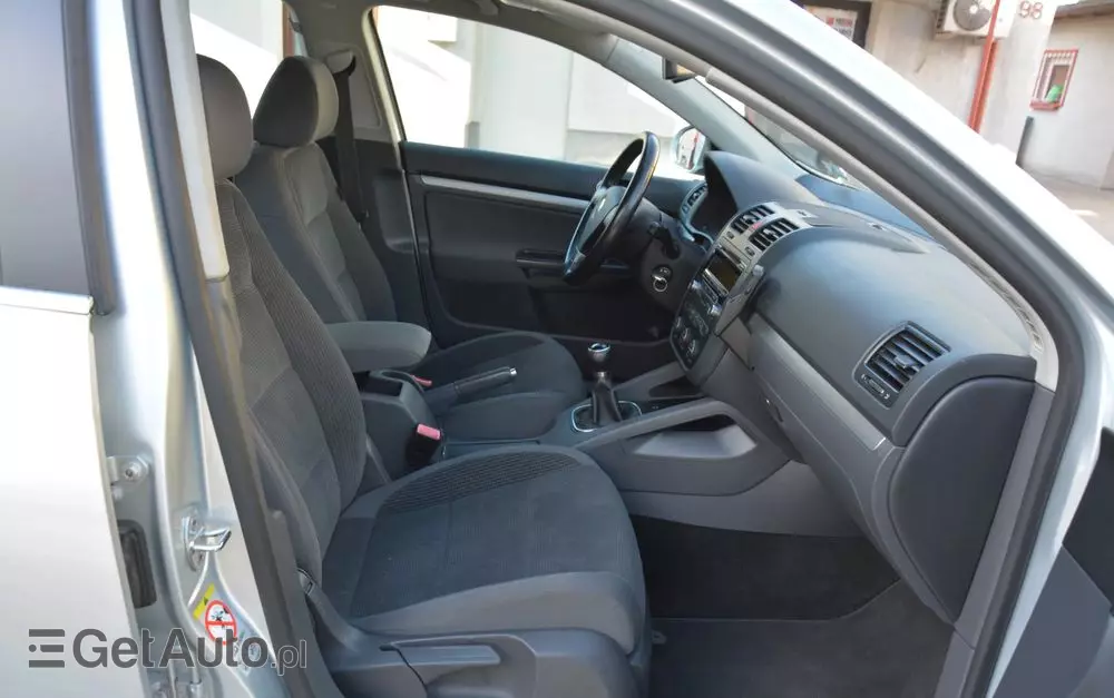 VOLKSWAGEN Golf 2.0 TDI DPF Comfortline