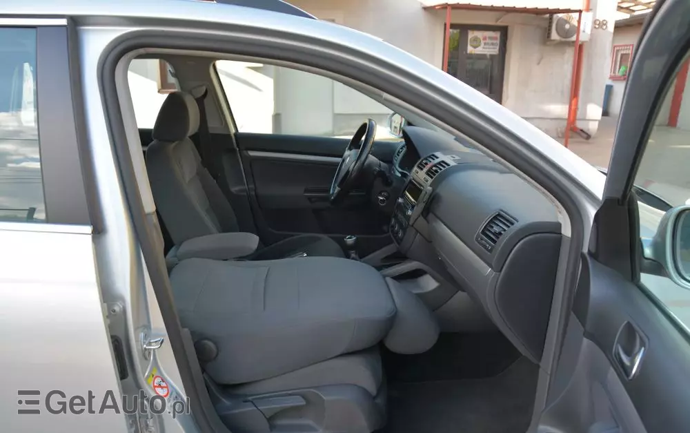 VOLKSWAGEN Golf 2.0 TDI DPF Comfortline