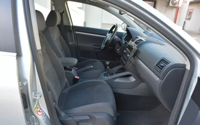 VOLKSWAGEN Golf 2.0 TDI DPF Comfortline