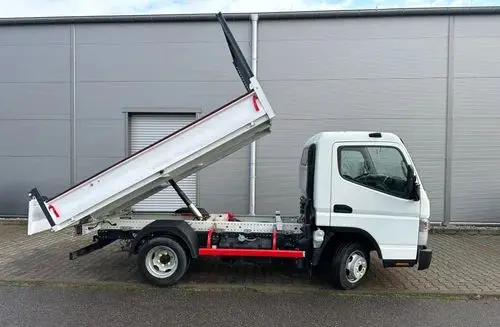 MITSUBISHI Canter Fuso 