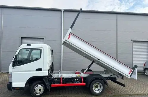 MITSUBISHI Canter Fuso 