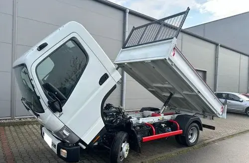 MITSUBISHI Canter Fuso 