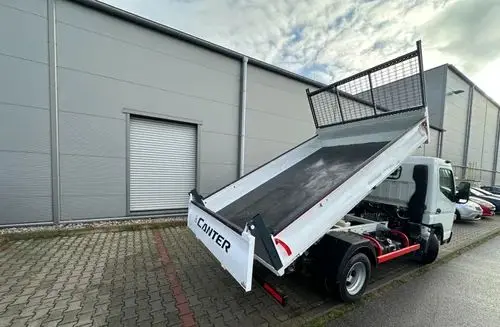 MITSUBISHI Canter Fuso 
