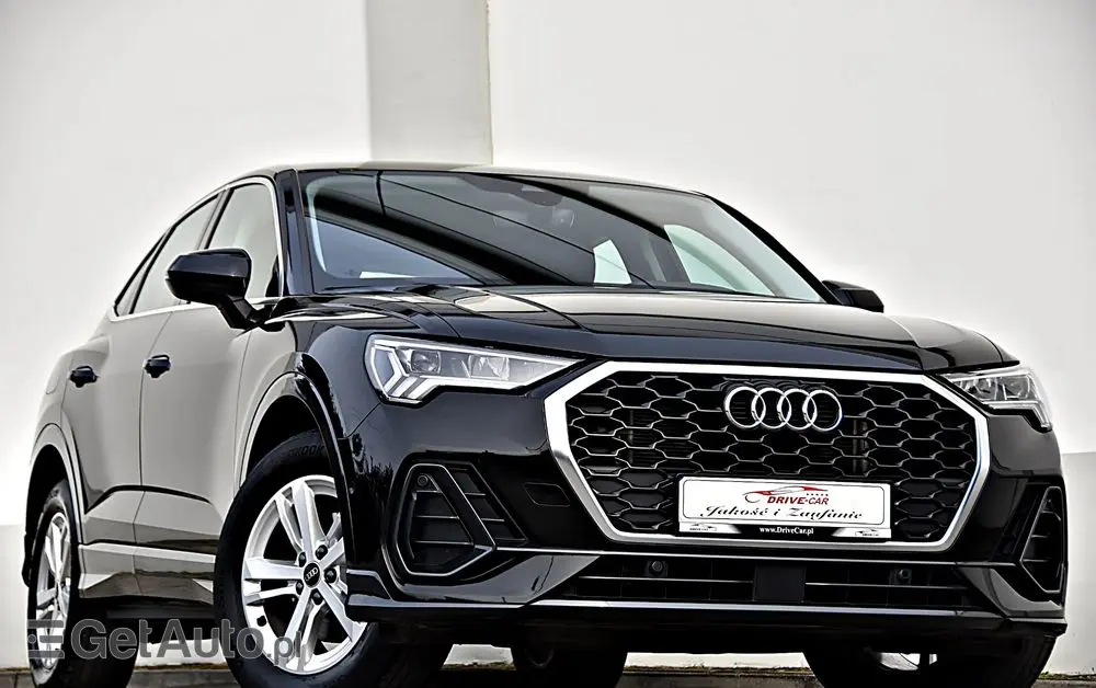 AUDI Q3 35 TFSI S tronic