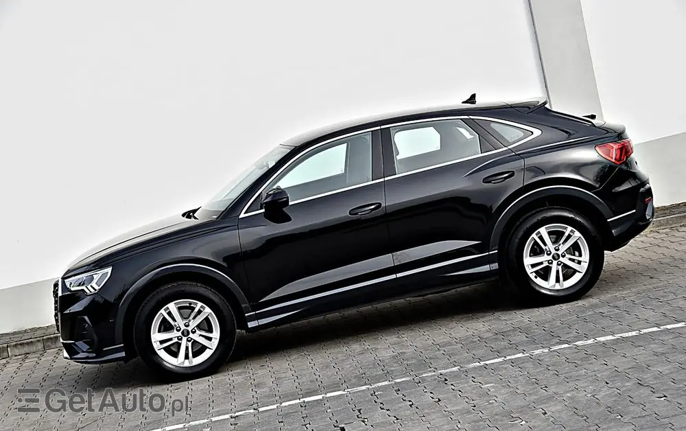 AUDI Q3 35 TFSI S tronic