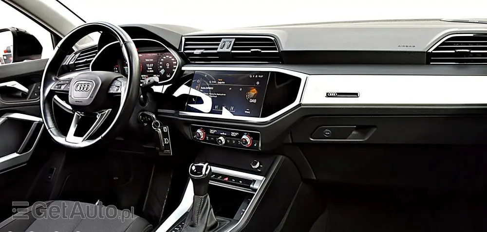 AUDI Q3 35 TFSI S tronic