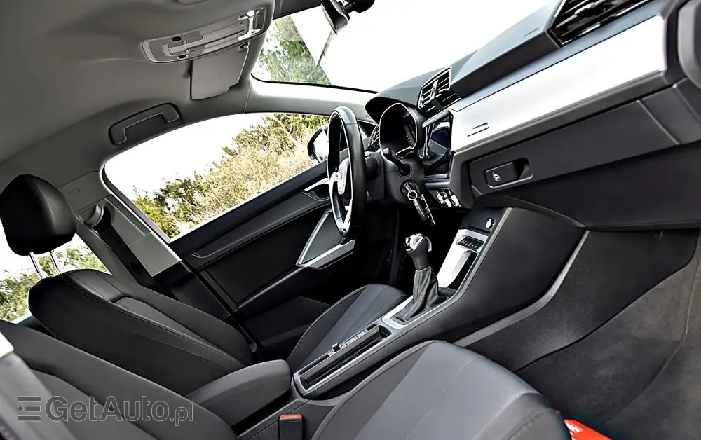 AUDI Q3 35 TFSI S tronic