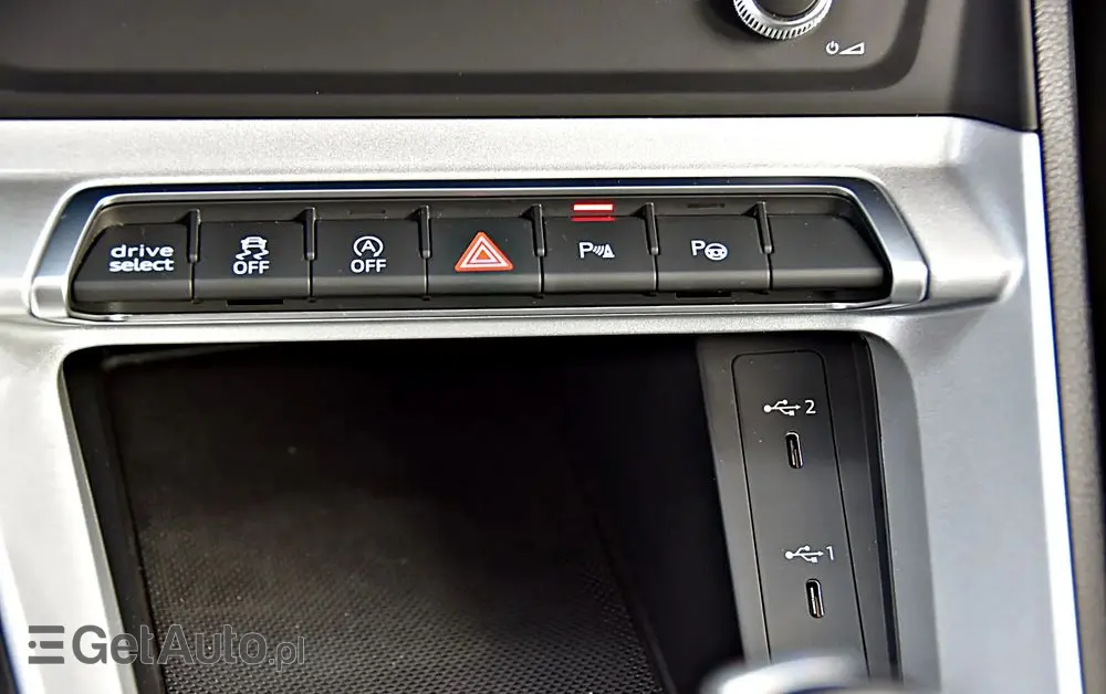 AUDI Q3 35 TFSI S tronic