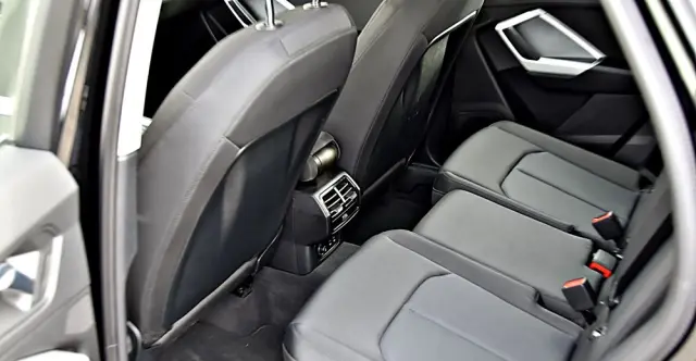 AUDI Q3 35 TFSI S tronic