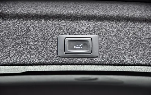 AUDI Q3 35 TFSI S tronic