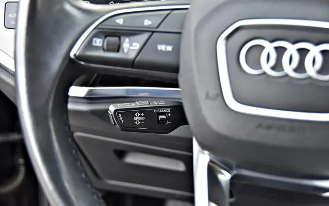 AUDI Q3 35 TFSI S tronic