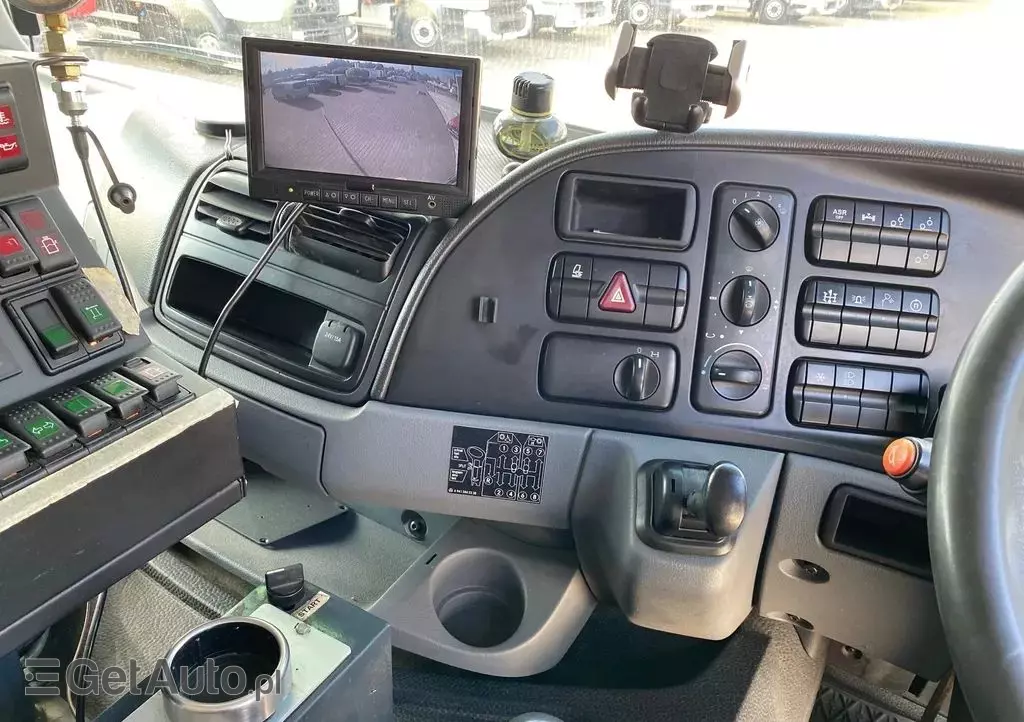 MERCEDES-BENZ Actros 25.50L / ZAMIATARKA + POLEWACZKA / E3 / BROCK SL 480 JUMBO S / V8 / 12M3 