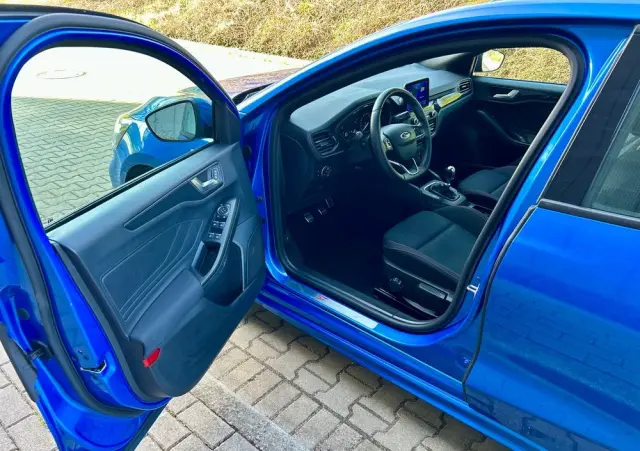 FORD Focus 1.5 EcoBoost STart-Stopp-System ST-LINE