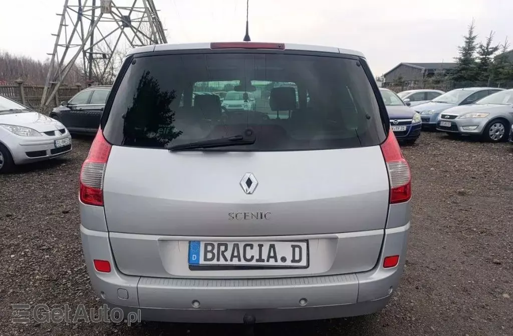 RENAULT Grand Scenic 