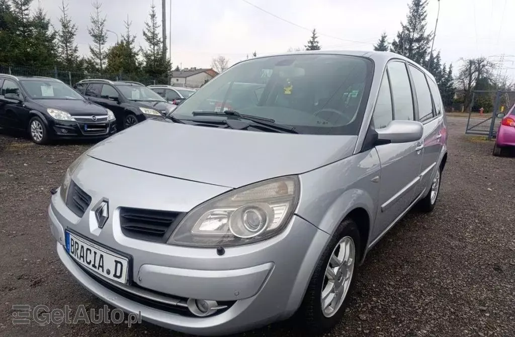 RENAULT Grand Scenic 