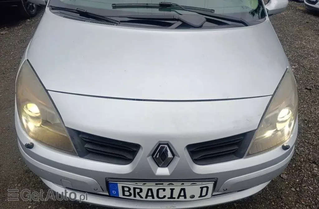 RENAULT Grand Scenic 