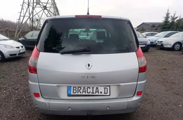 RENAULT Grand Scenic 