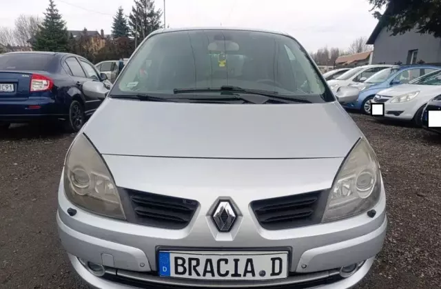 RENAULT Grand Scenic 