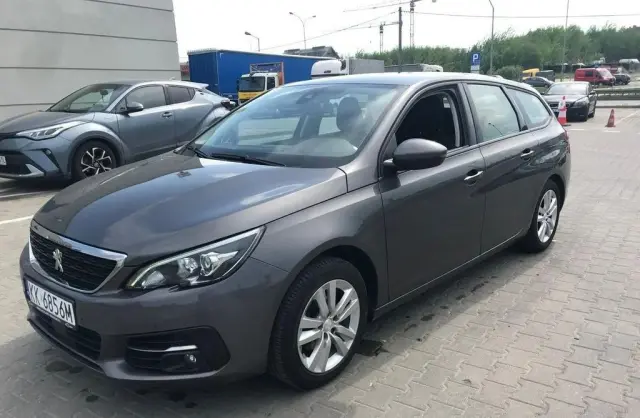 PEUGEOT 308 
