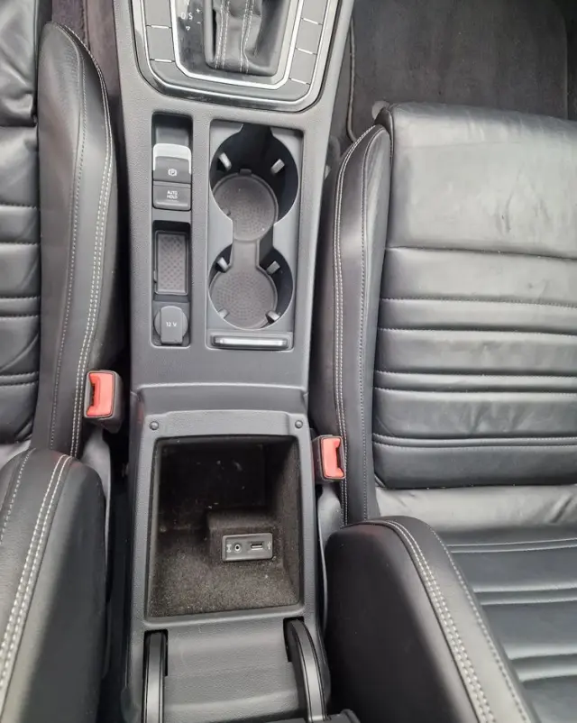 VOLKSWAGEN Passat Variant 1.4 TSI ACT (BMT) DSG Highline