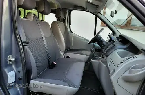 OPEL Vivaro 