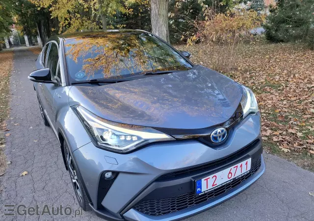 TOYOTA C-HR 
