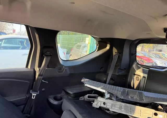 DACIA Jogger 1.6 Full Hybrid 140 Expression MMT 7os