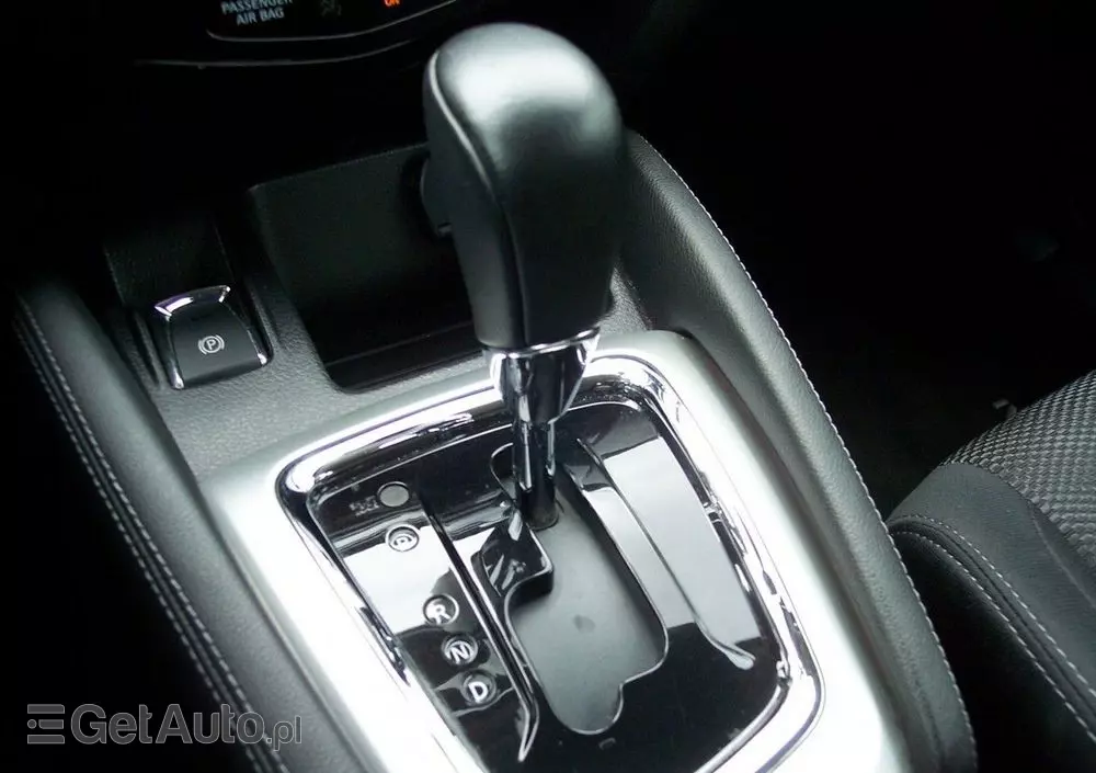 NISSAN Qashqai 1.2 DIG-T Acenta Xtronic EU6