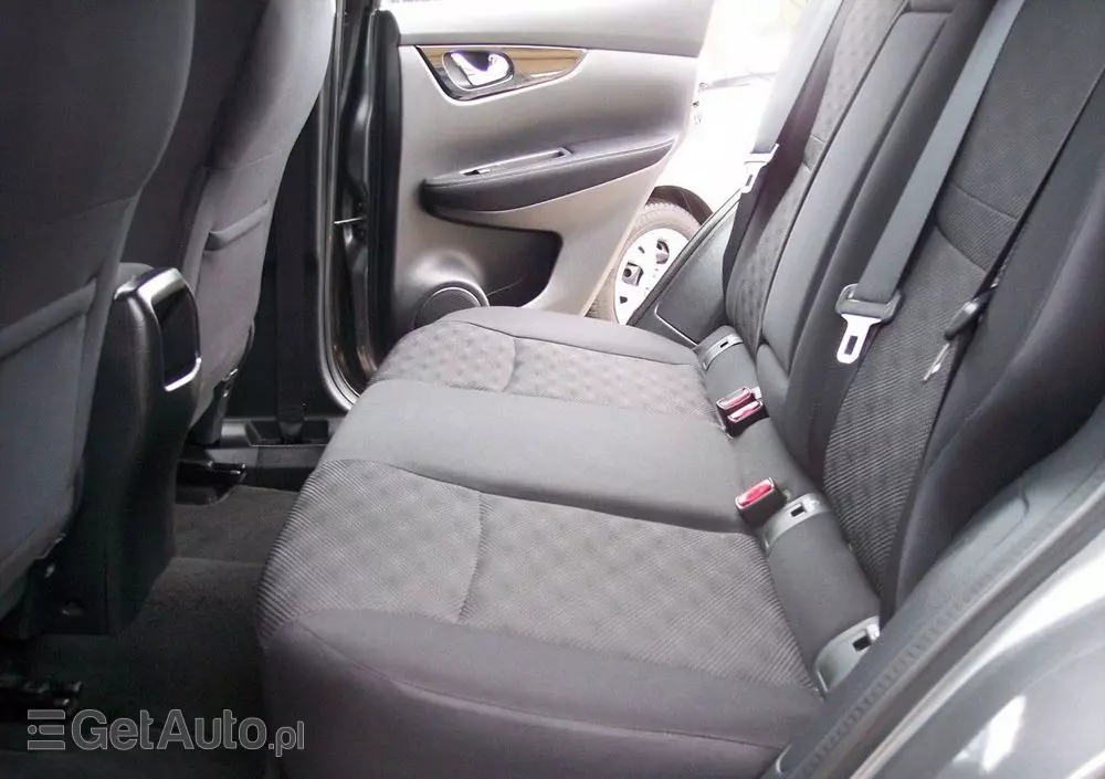 NISSAN Qashqai 1.2 DIG-T Acenta Xtronic EU6