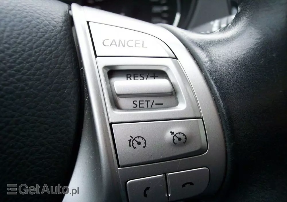 NISSAN Qashqai 1.2 DIG-T Acenta Xtronic EU6