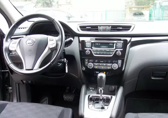 NISSAN Qashqai 1.2 DIG-T Acenta Xtronic EU6