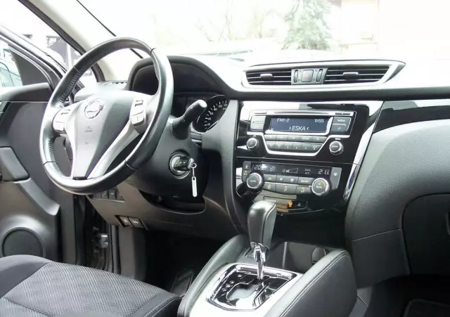 NISSAN Qashqai 1.2 DIG-T Acenta Xtronic EU6