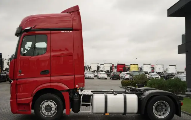 MERCEDES-BENZ ACTROS 1845 / MP5 / BIG SPACE 