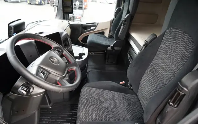 MERCEDES-BENZ ACTROS 1845 / MP5 / BIG SPACE 