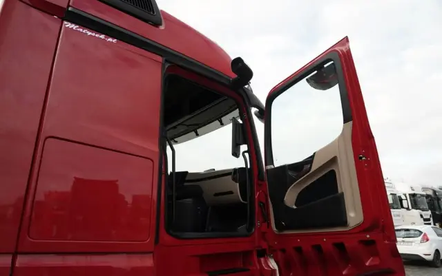 MERCEDES-BENZ ACTROS 1845 / MP5 / BIG SPACE 