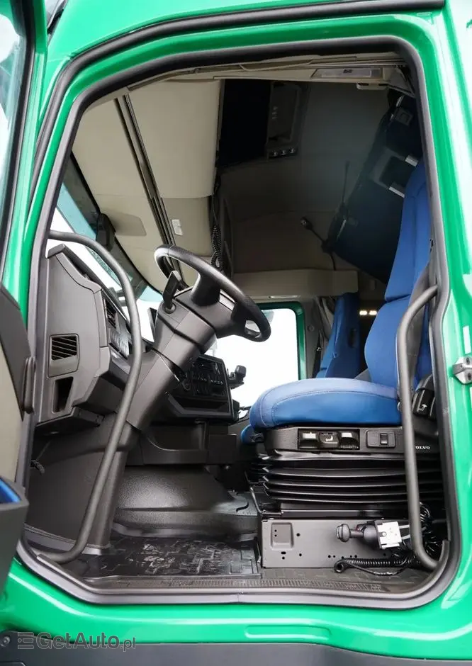 VOLVO FH 500 / I-SAVE / HYDRAULIKA /  RETARDER / KLIMATYZACJA POSTOJOWA / 399 TYS KM /  I- SHFIT / TV / NOWY MODEL 