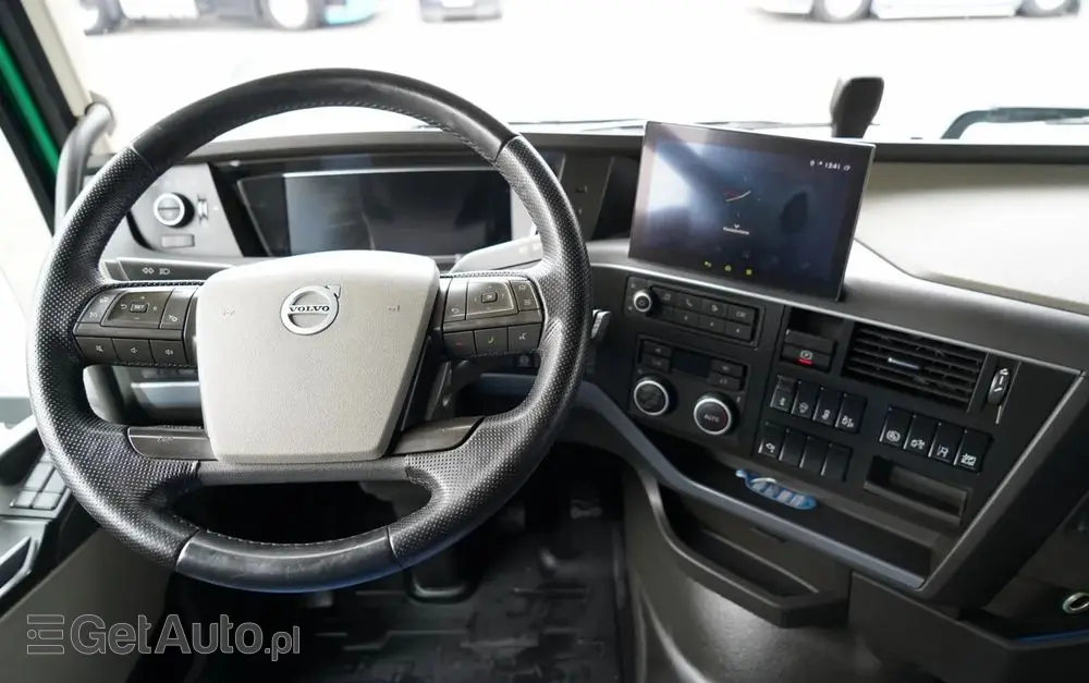 VOLVO FH 500 / I-SAVE / HYDRAULIKA /  RETARDER / KLIMATYZACJA POSTOJOWA / 399 TYS KM /  I- SHFIT / TV / NOWY MODEL 