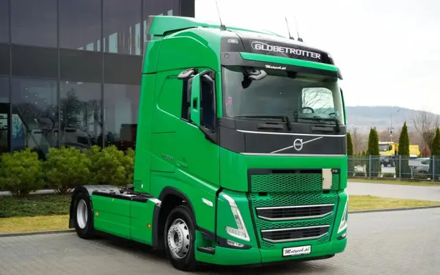 VOLVO FH 500 / I-SAVE / HYDRAULIKA /  RETARDER / KLIMATYZACJA POSTOJOWA / 399 TYS KM /  I- SHFIT / TV / NOWY MODEL 